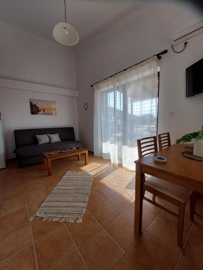El Verde Apartments สกาลา ภายนอก รูปภาพ