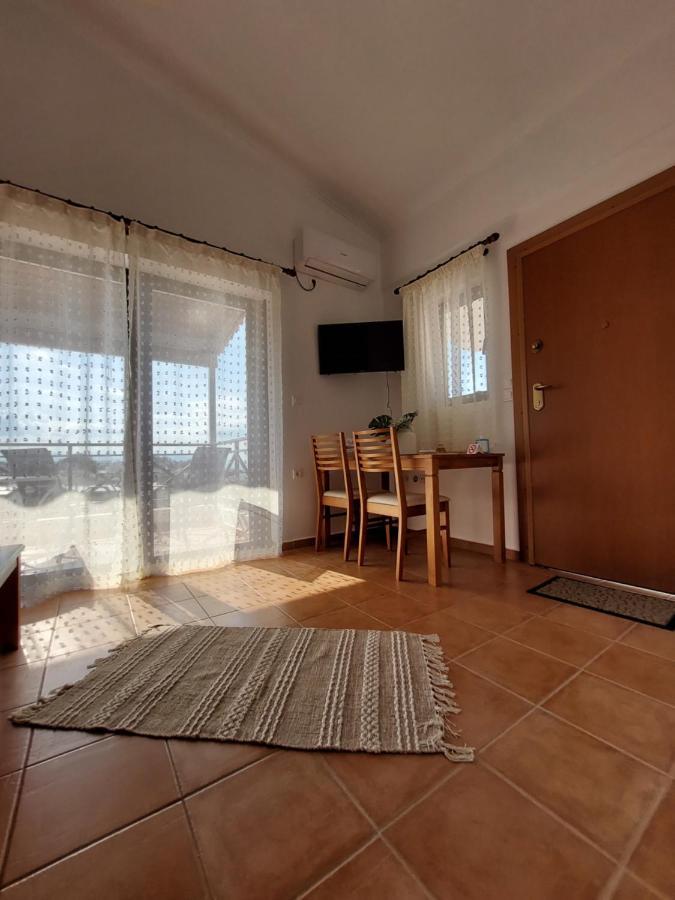 El Verde Apartments สกาลา ภายนอก รูปภาพ