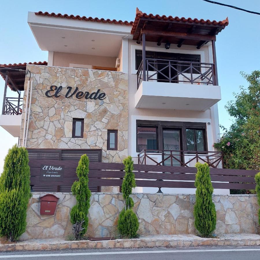 El Verde Apartments สกาลา ภายนอก รูปภาพ